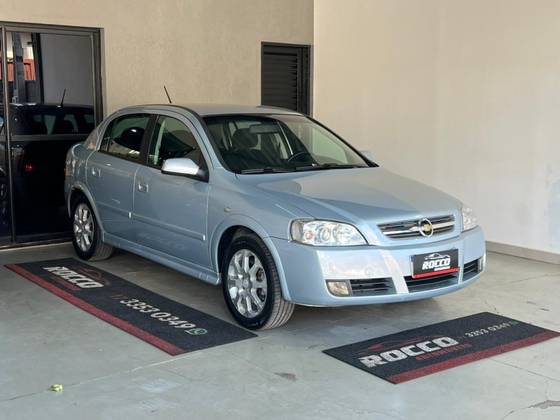 CHEVROLET ASTRA 2.0 MPFI ADVANTAGE 8V FLEX 4P MANUAL